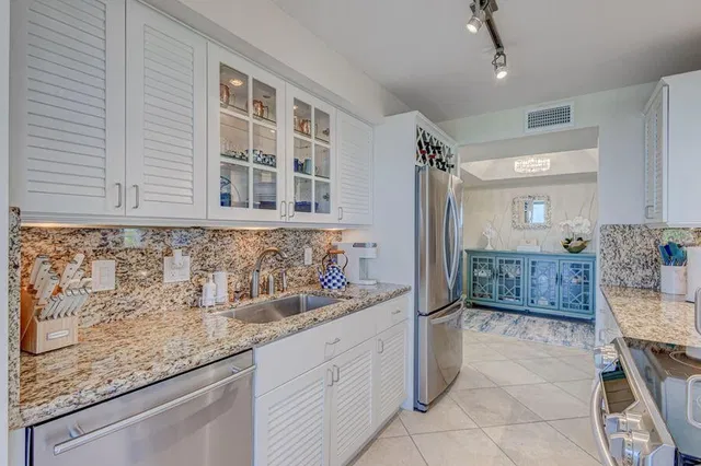 Water Glades Unit 3c photo 3