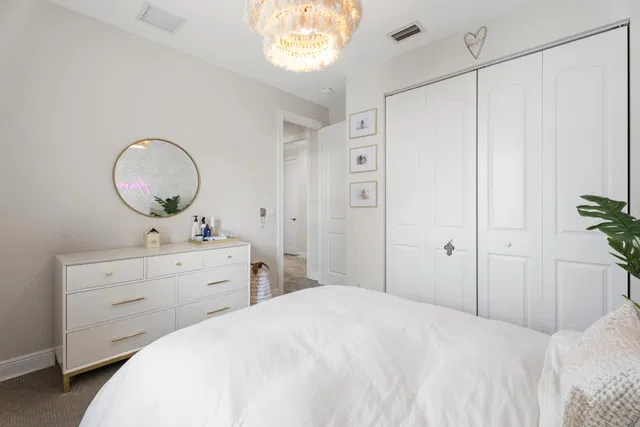 Residence photo 26