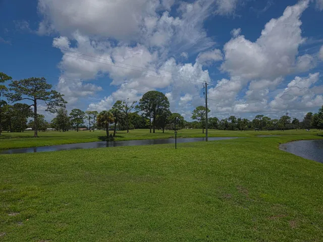 Unit 17-1708 photo 17