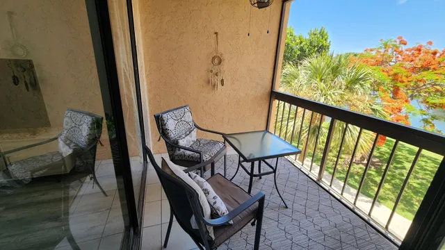Unit 5307 photo 34
