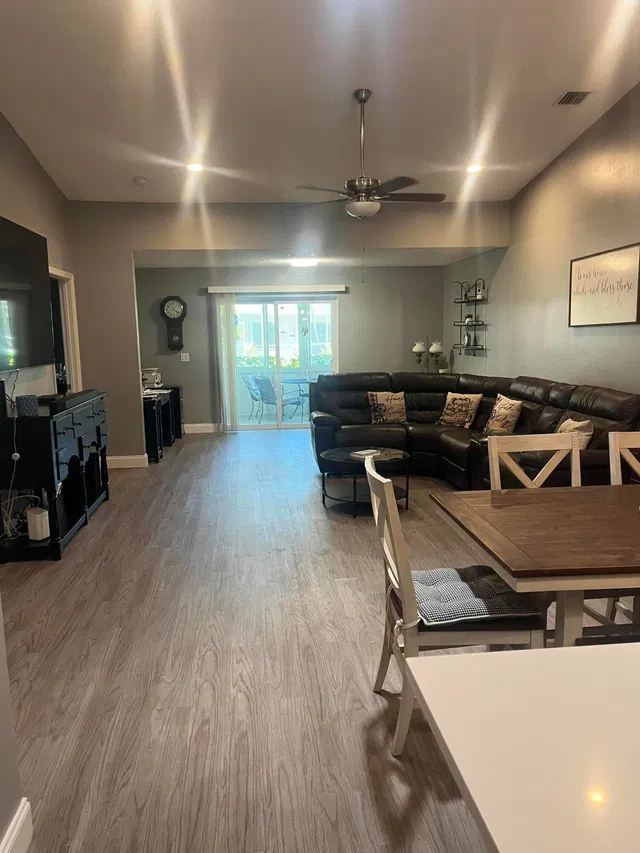  Residence photo 13