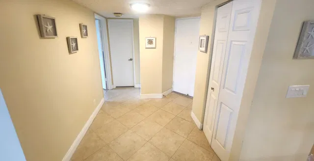 Unit 9510 photo 8