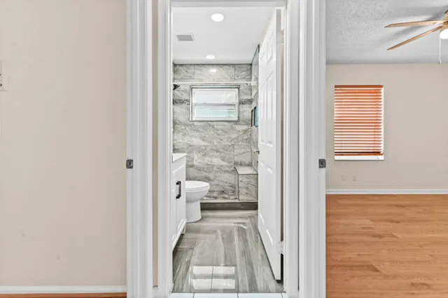 Residence photo 19