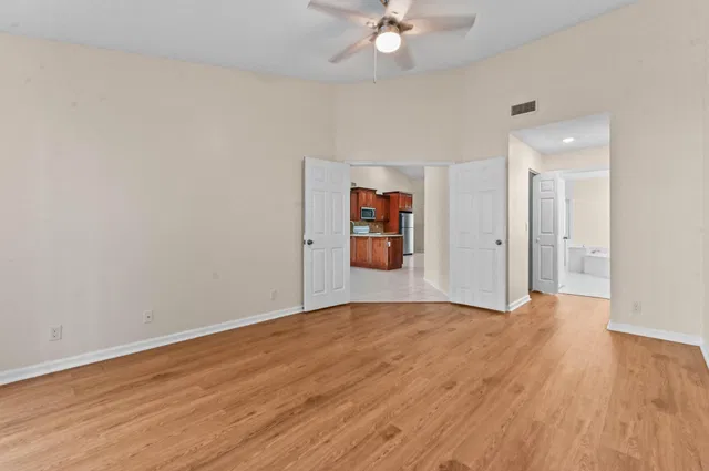 Residence photo 25
