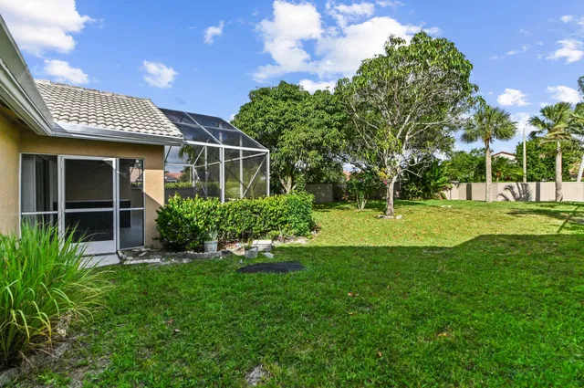 Residence photo 32
