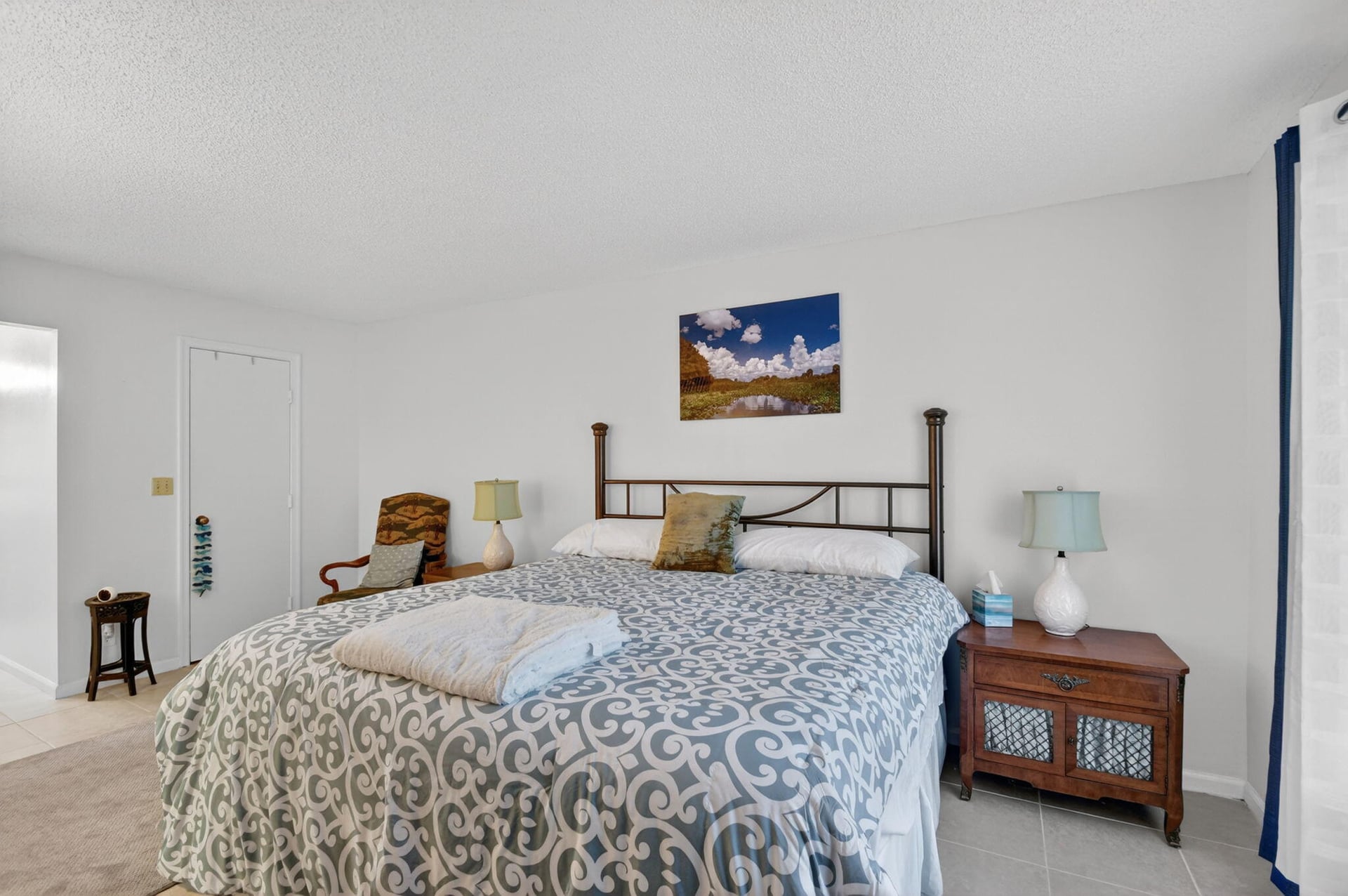 Unit 103 photo 18