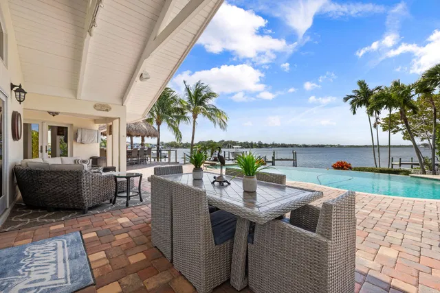 Tequesta Country Club Residence photo 6