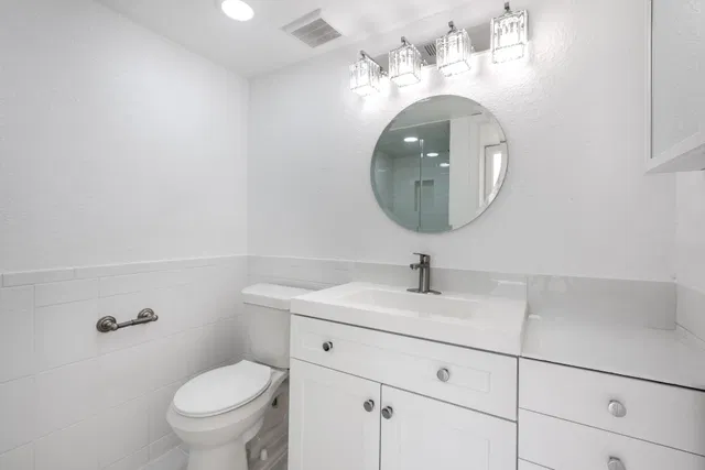 Unit C photo 14
