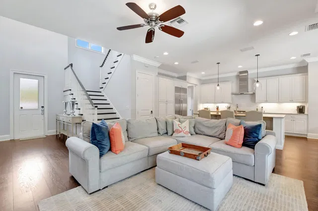 Residence photo 5