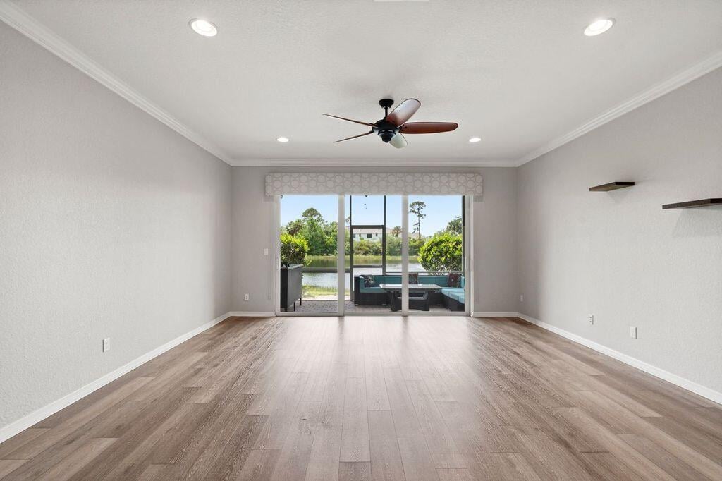 Residence photo 8