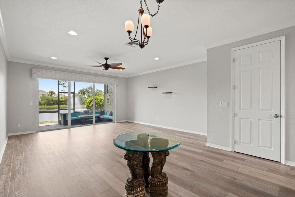 Residence photo 9