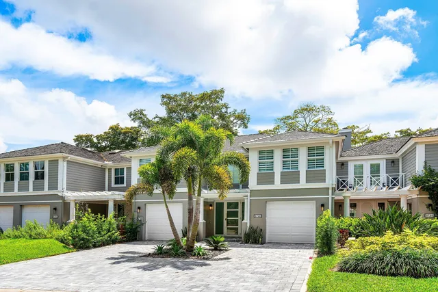 Woodfield Country Club Residence photo 2