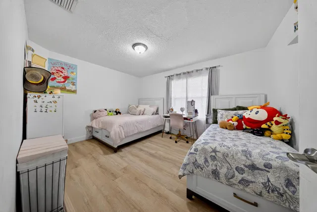 Residence photo 11