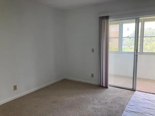 Residence photo 12