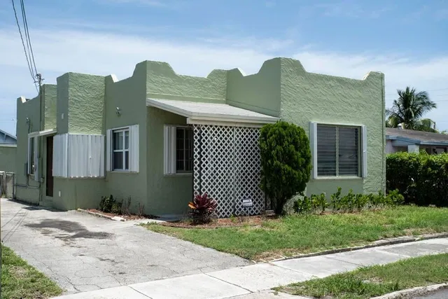 West Palm Beach Unit A photo 27
