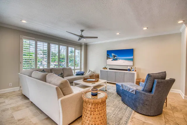 Residence photo 9