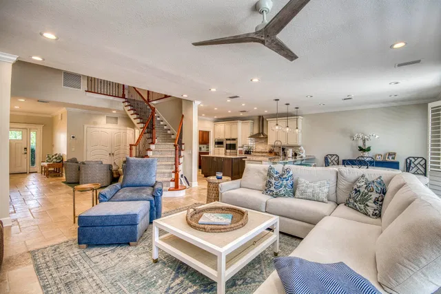 Residence photo 11
