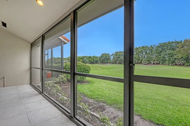 PGA National Palm Beach Gardens Residence photo 37