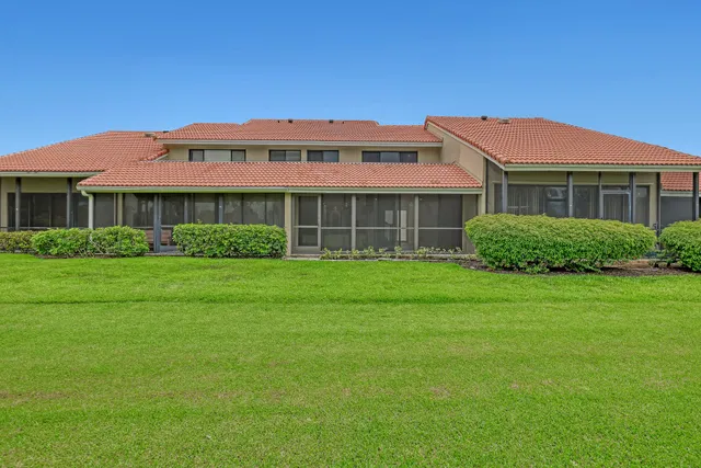 PGA National Palm Beach Gardens Residence photo 38