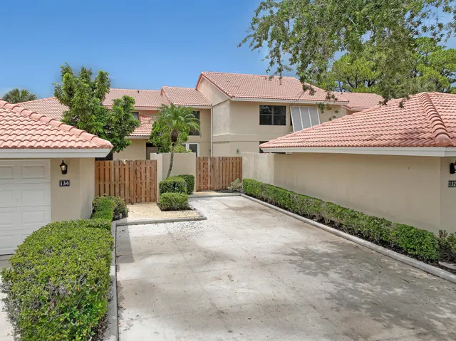 PGA National Palm Beach Gardens Residence photo 41