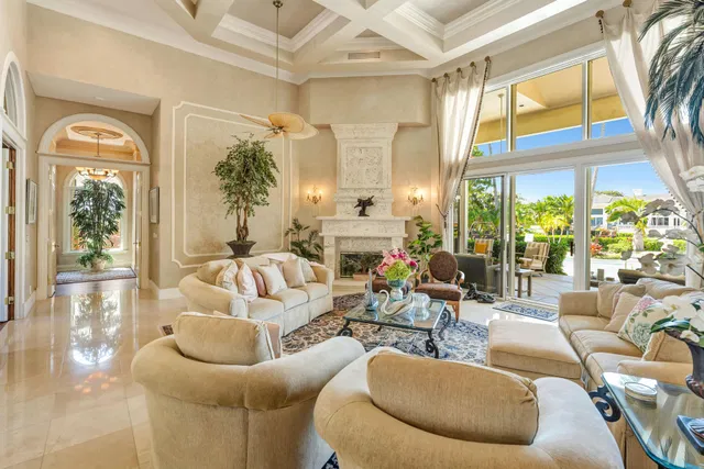 Admirals Cove Residence photo 14