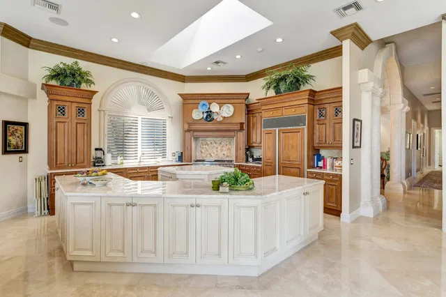 Admirals Cove Residence photo 19