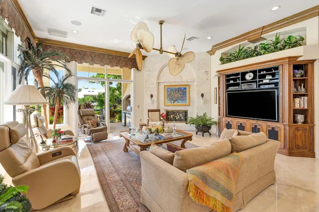 Admirals Cove Residence photo 30