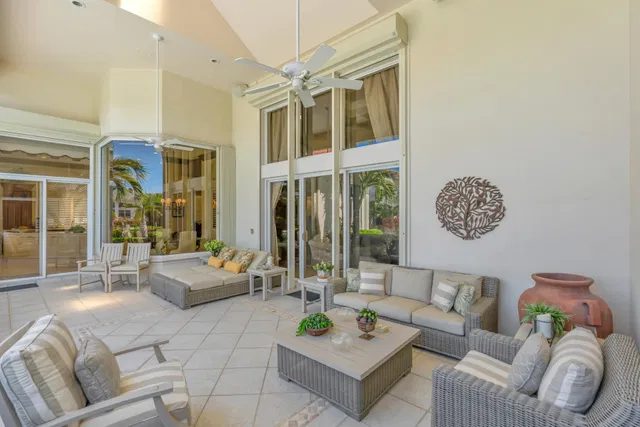 Admirals Cove Residence photo 55