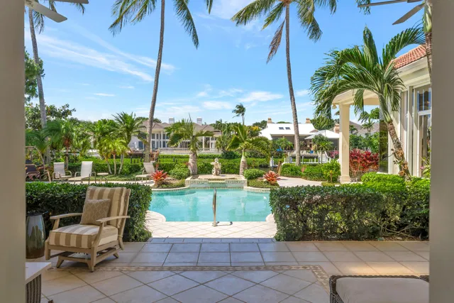 Admirals Cove Residence photo 60