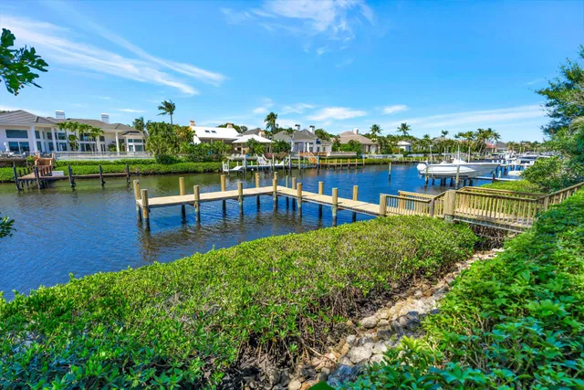 Admirals Cove Residence photo 72