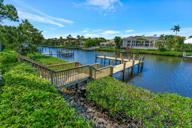 Admirals Cove Residence photo 74