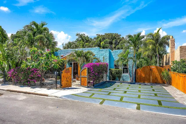 West Palm Beach Residence photo 2