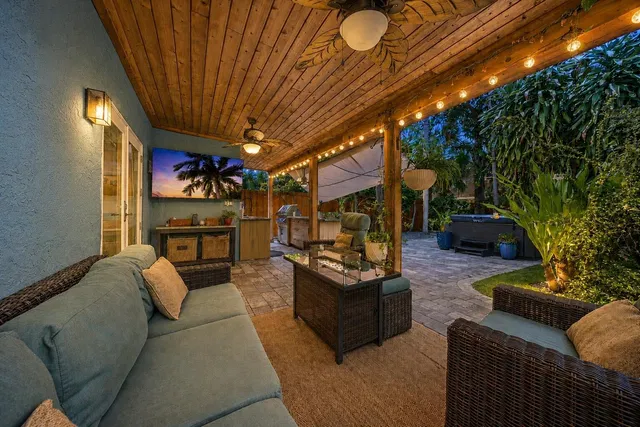 West Palm Beach Residence photo 21