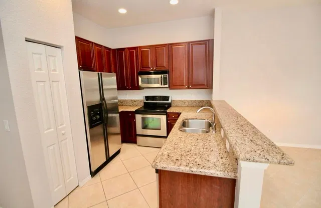 Unit 208 photo 6