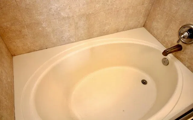 Unit 208 photo 12