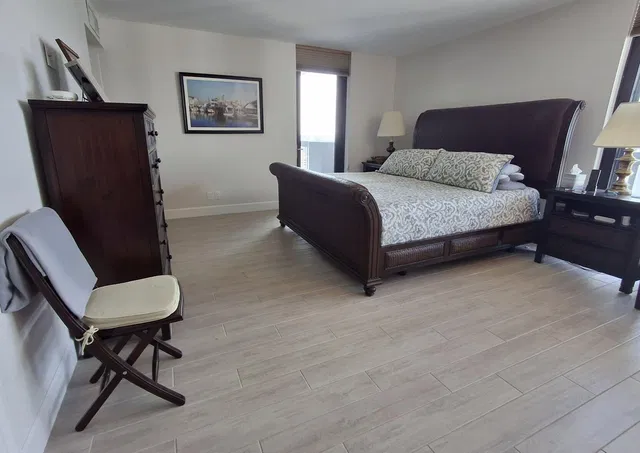 Unit 1845 photo 8