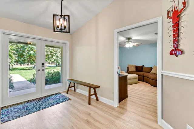  Residence photo 5
