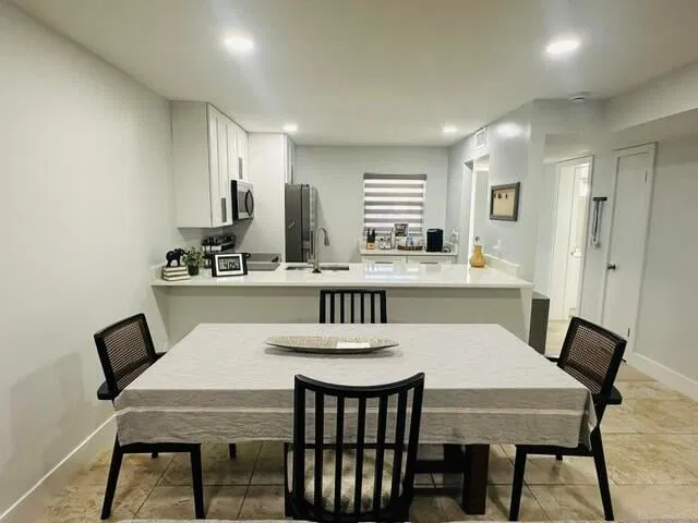 Unit 105 photo 9