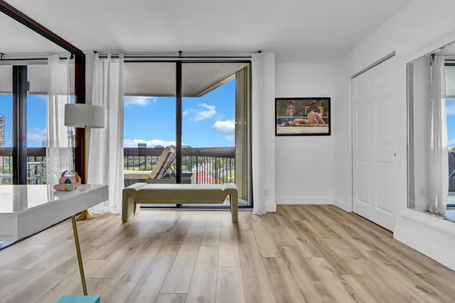 Presidential Estates Unit 1006 photo 11