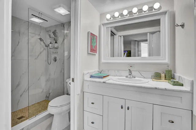 Presidential Estates Unit 1006 photo 14