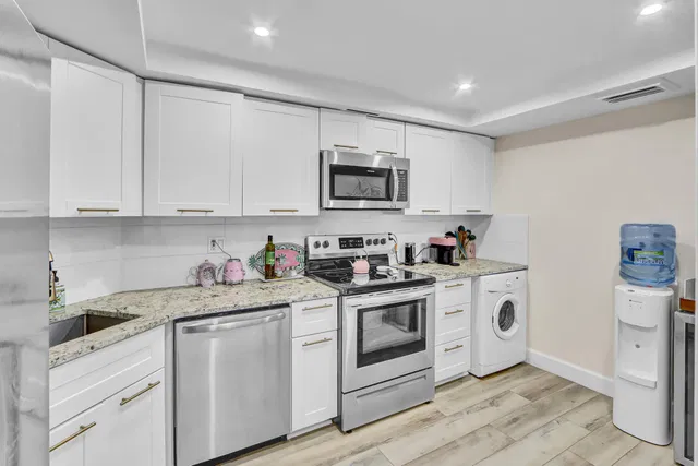 Presidential Estates Unit 1006 photo 21