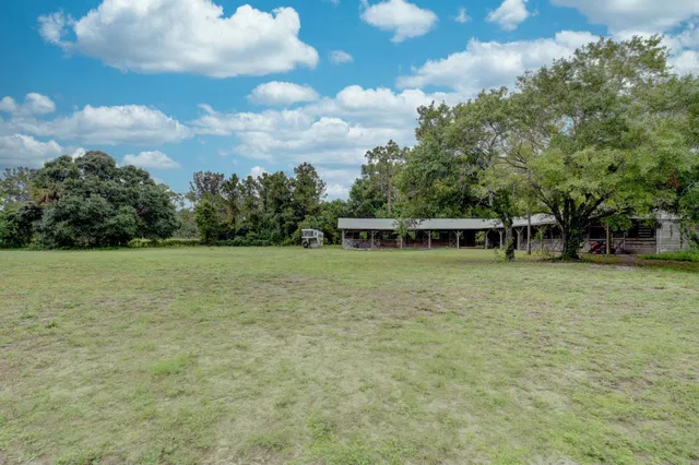 Residence photo 7