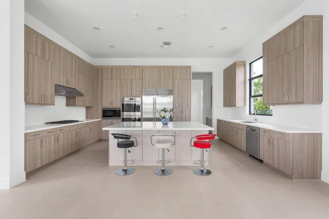 Boca Bridges Residence photo 5