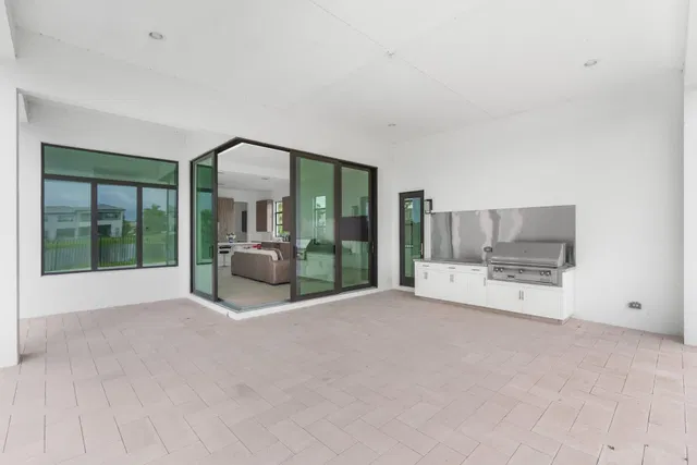 Boca Bridges Residence photo 23