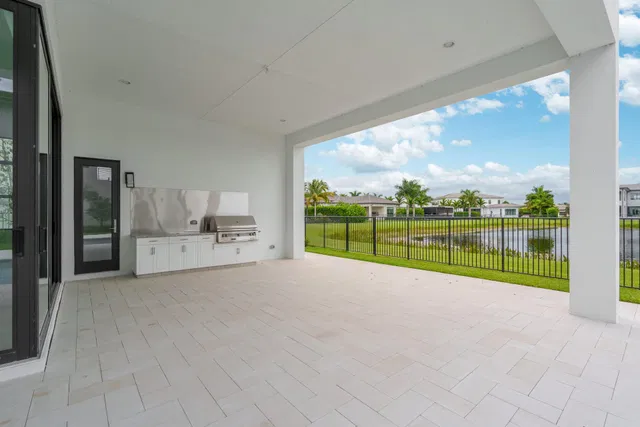 Boca Bridges Residence photo 25