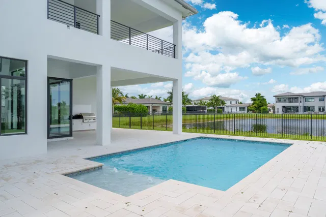 Boca Bridges Residence photo 27