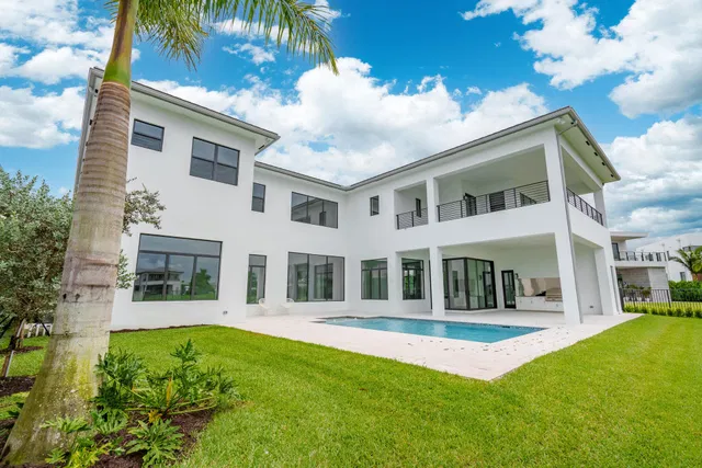 Boca Bridges Residence photo 29