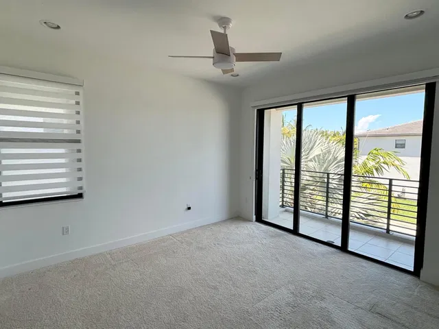 Boca Bridges Residence photo 24