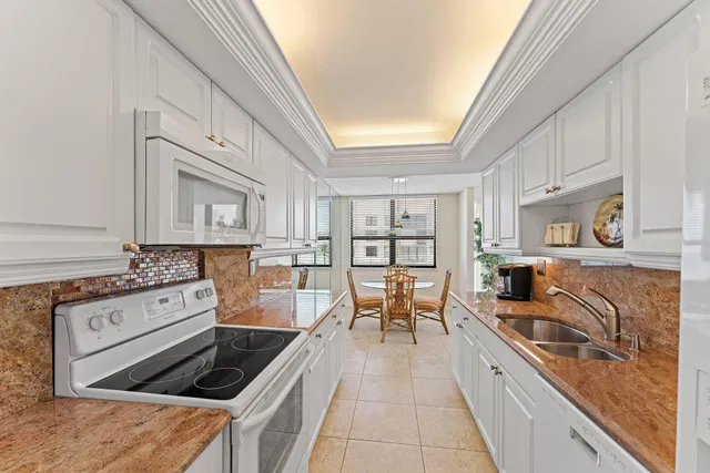 Singer Island Unit B6b photo 9