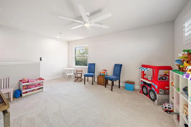 Residence photo 15